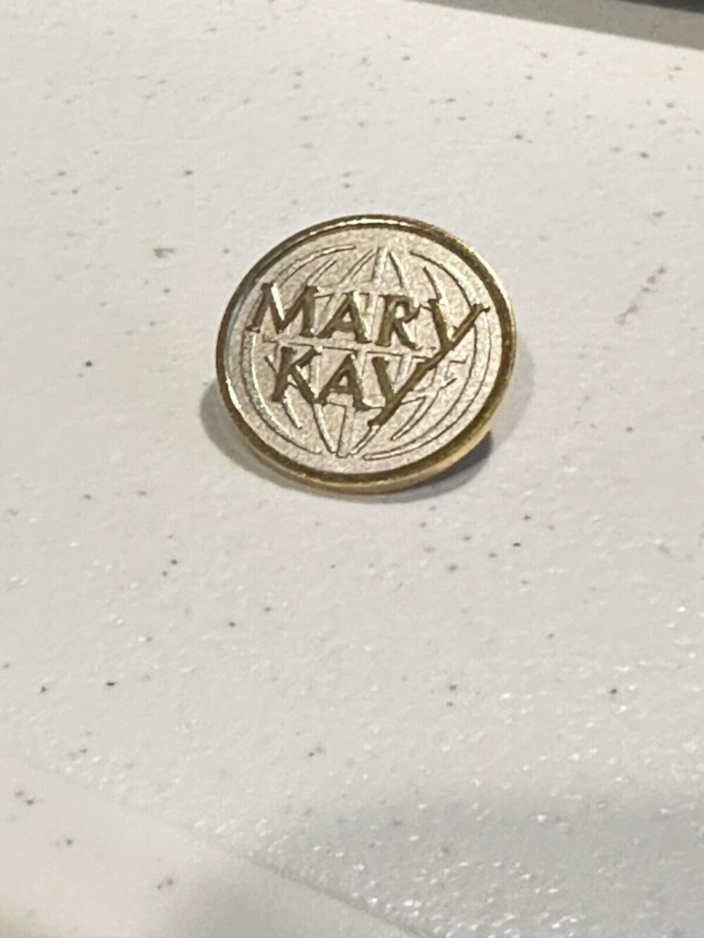 Mary Kay Hat Lapel Pin Globe Silver Gold Tone Representative Award Vintage